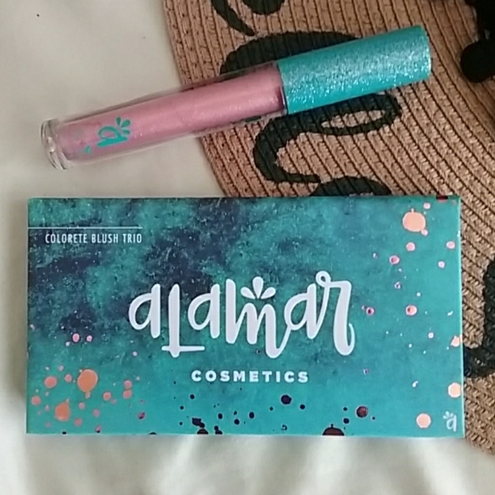 Alamar cosmetics bundle